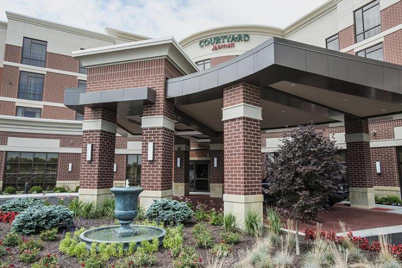 Courtyard By Marriott Cincinnati Midtown/Rookwood Exterior photo