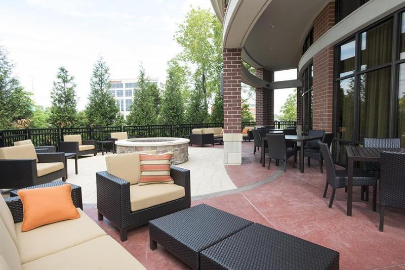 Courtyard By Marriott Cincinnati Midtown/Rookwood Exterior photo