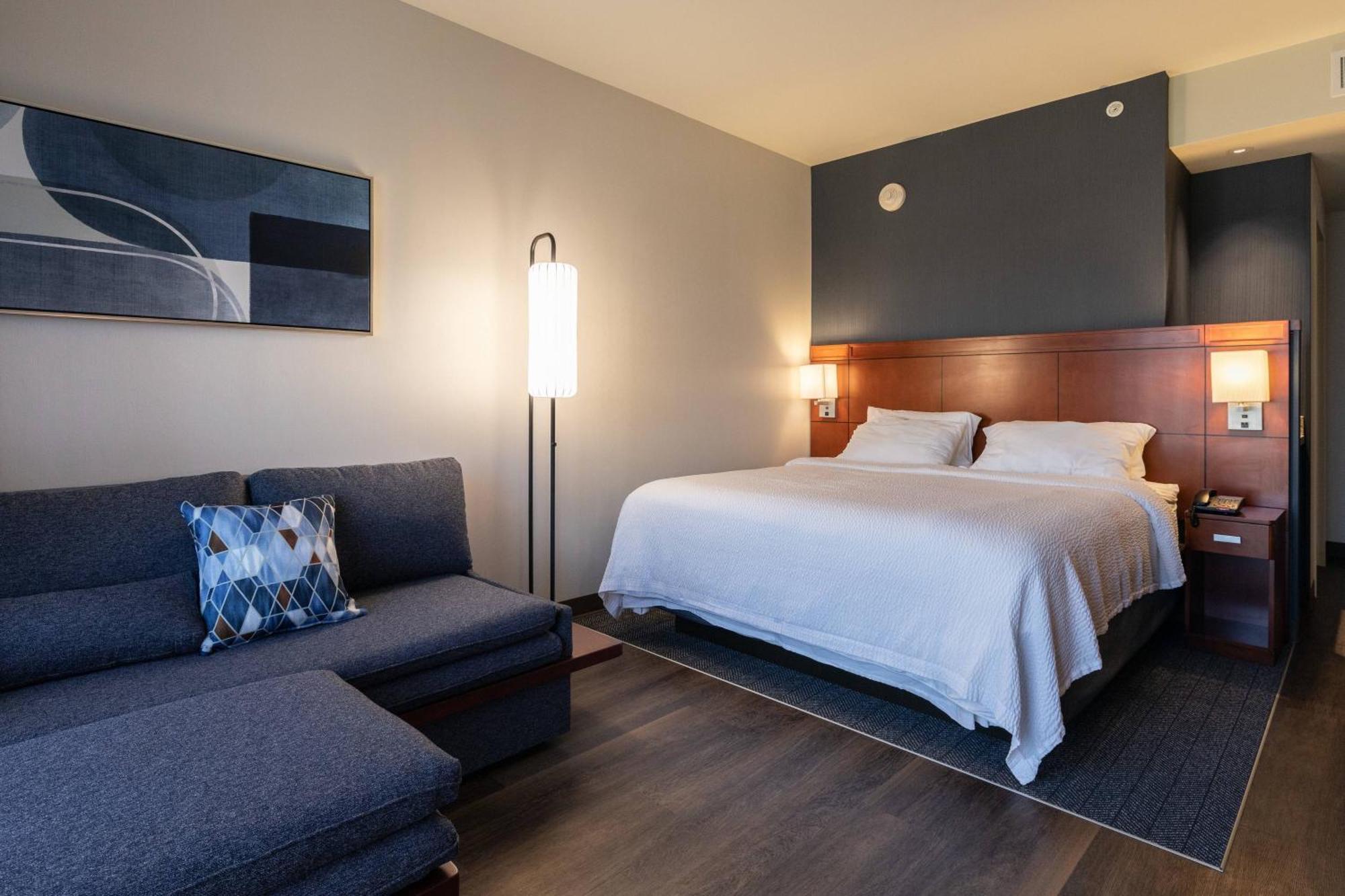 Courtyard By Marriott Cincinnati Midtown/Rookwood Exterior photo